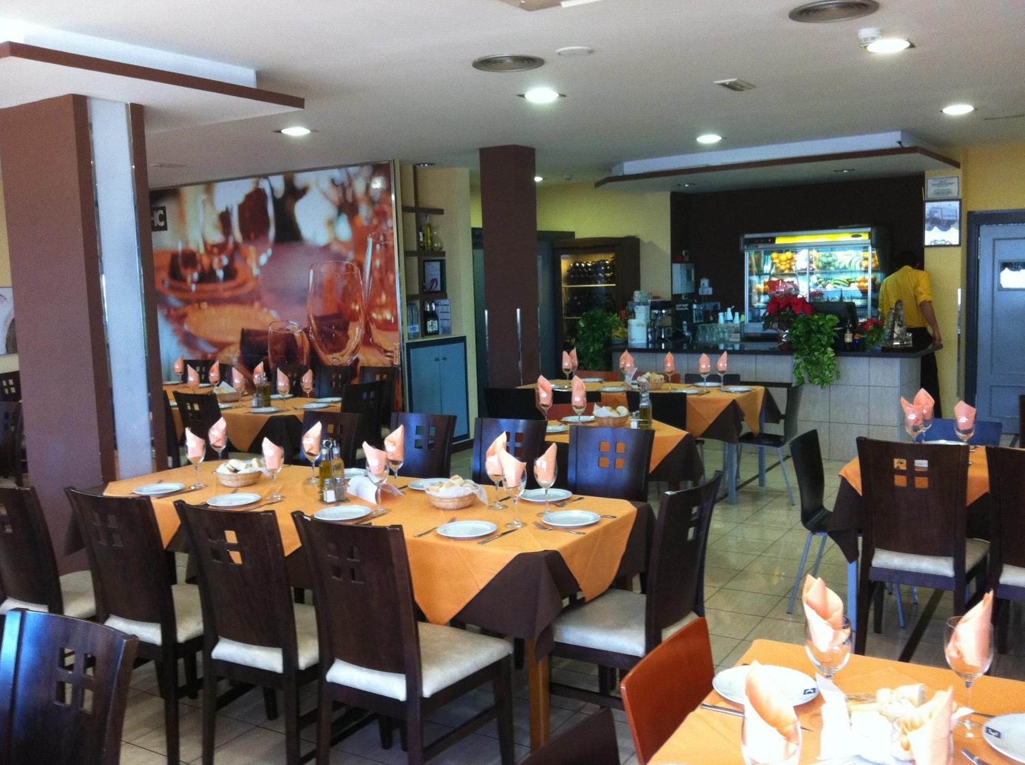 Hotel El Cruce Moraleda Moraleda De Zafayona Eksteriør billede