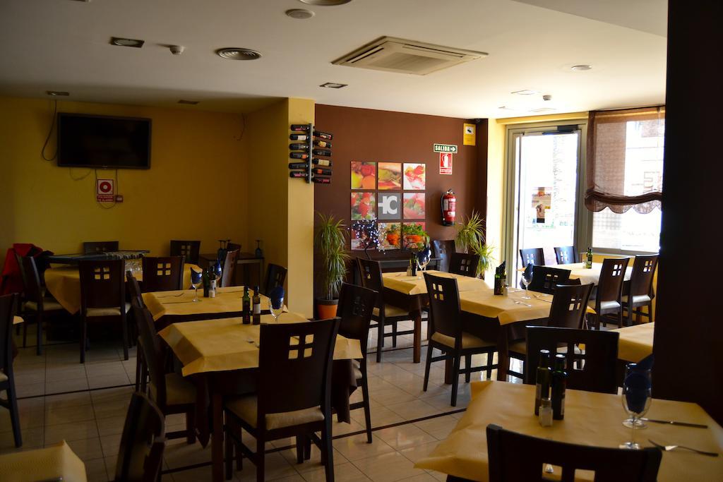Hotel El Cruce Moraleda Moraleda De Zafayona Eksteriør billede