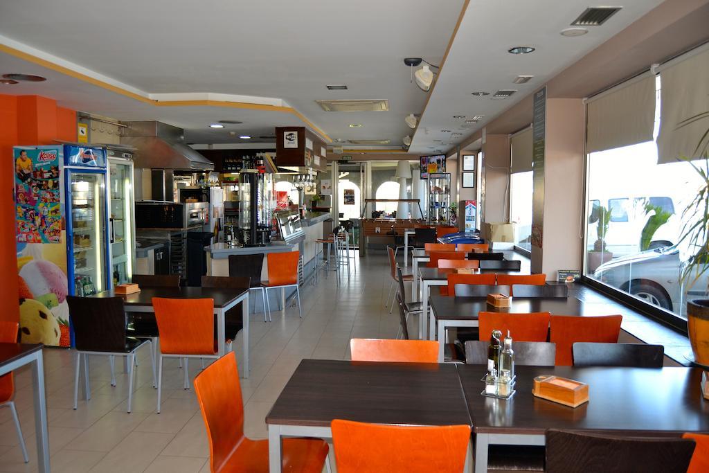 Hotel El Cruce Moraleda Moraleda De Zafayona Eksteriør billede