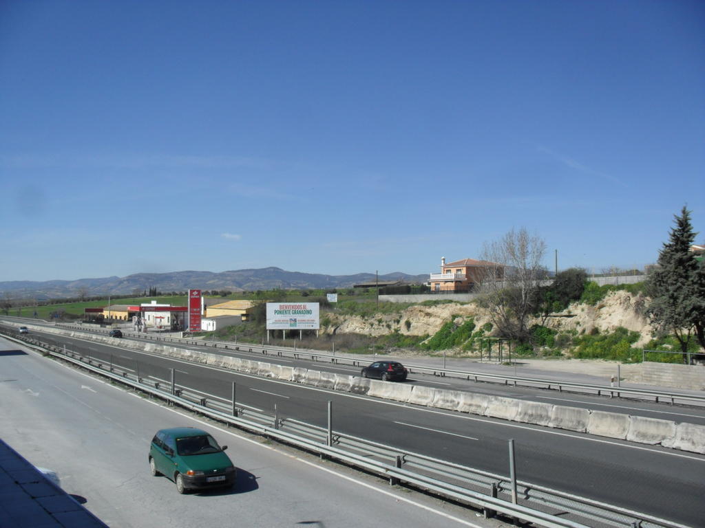Hotel El Cruce Moraleda Moraleda De Zafayona Eksteriør billede